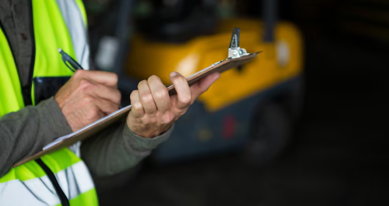 How Fleet Management Software Improves Efficiency in Mining Operations